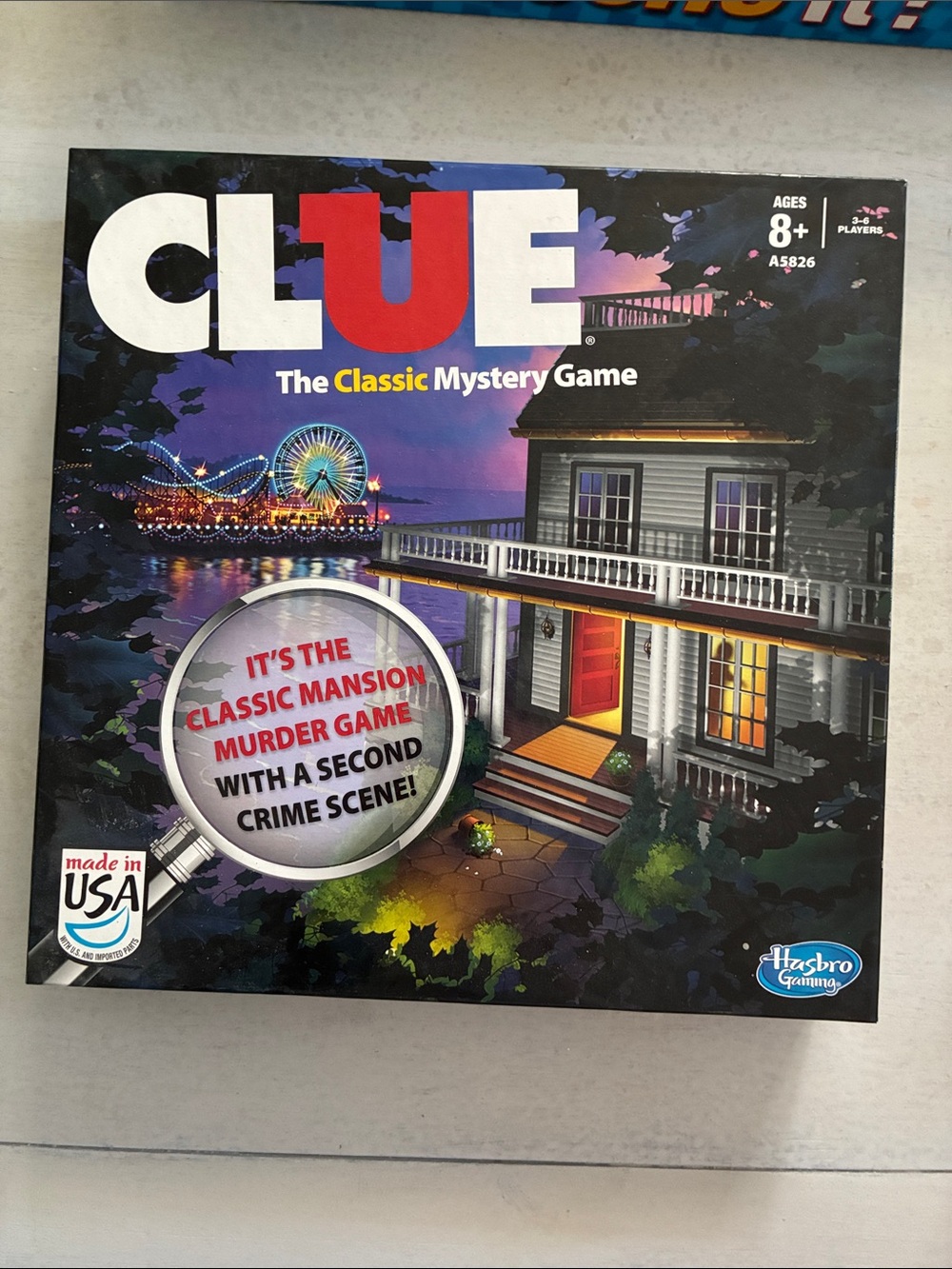 Hasbro CLUE Mystery Game – Black Box with Red, White, Blue Artwork
